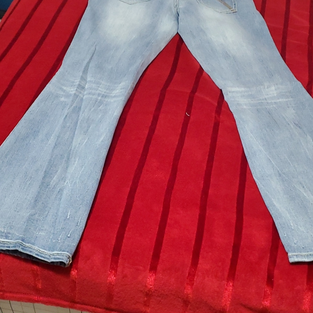Jeans - Picture 3 of 3